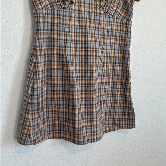 Pepper Mayo Plaid V Neck Mini Dress - Picture 5 of 9